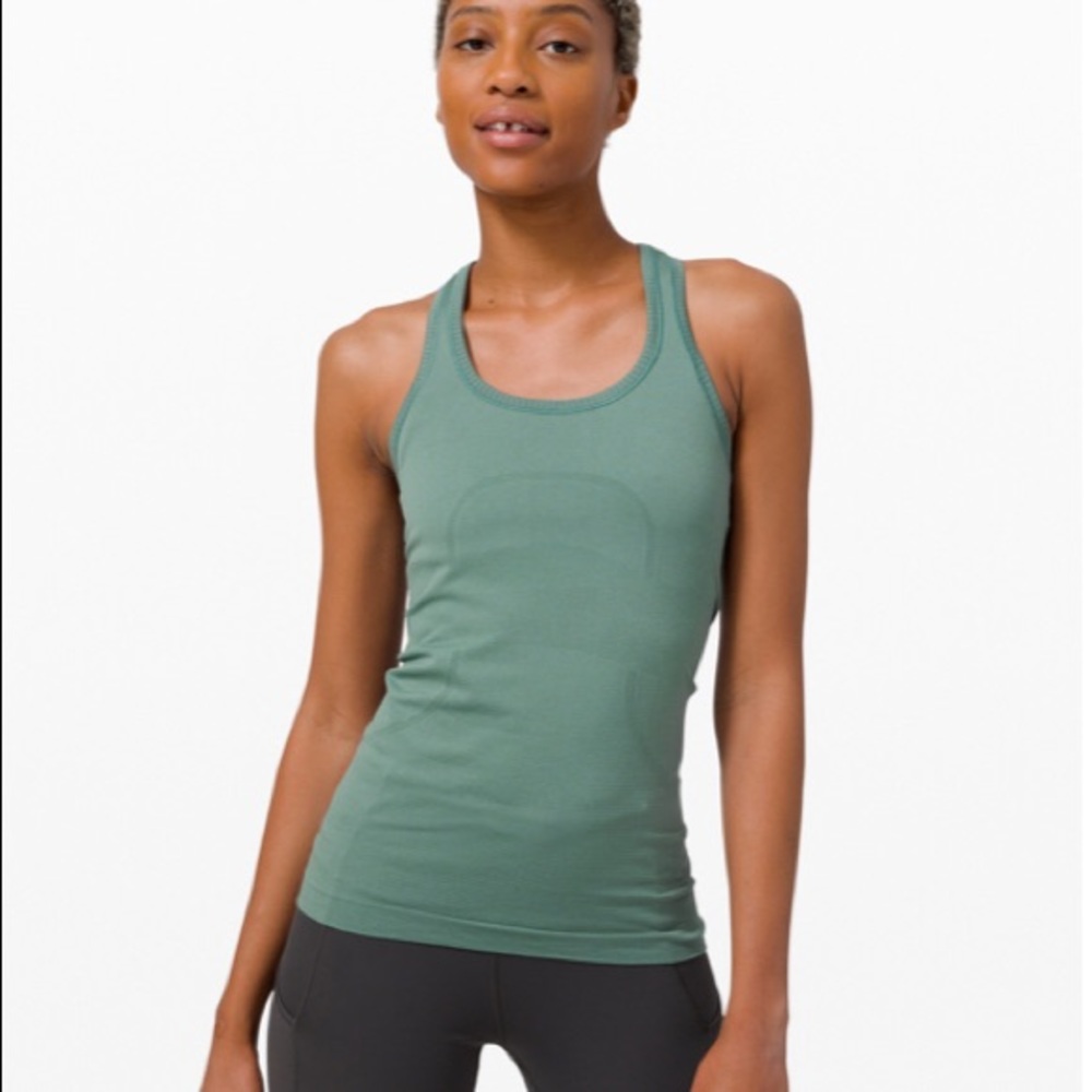 Lululemon shorts and shirt (looking to buy)